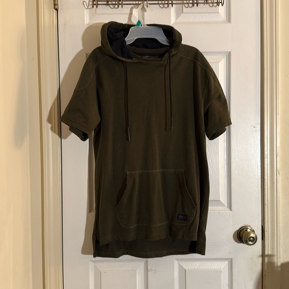 Green Short Sleeve Hoodie - Size Large